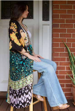 Load image into Gallery viewer, Long Drapey Lightweight Kimono's