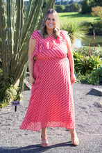 Load image into Gallery viewer, Pink & Red Abstract Print Pleated Maxi Dress