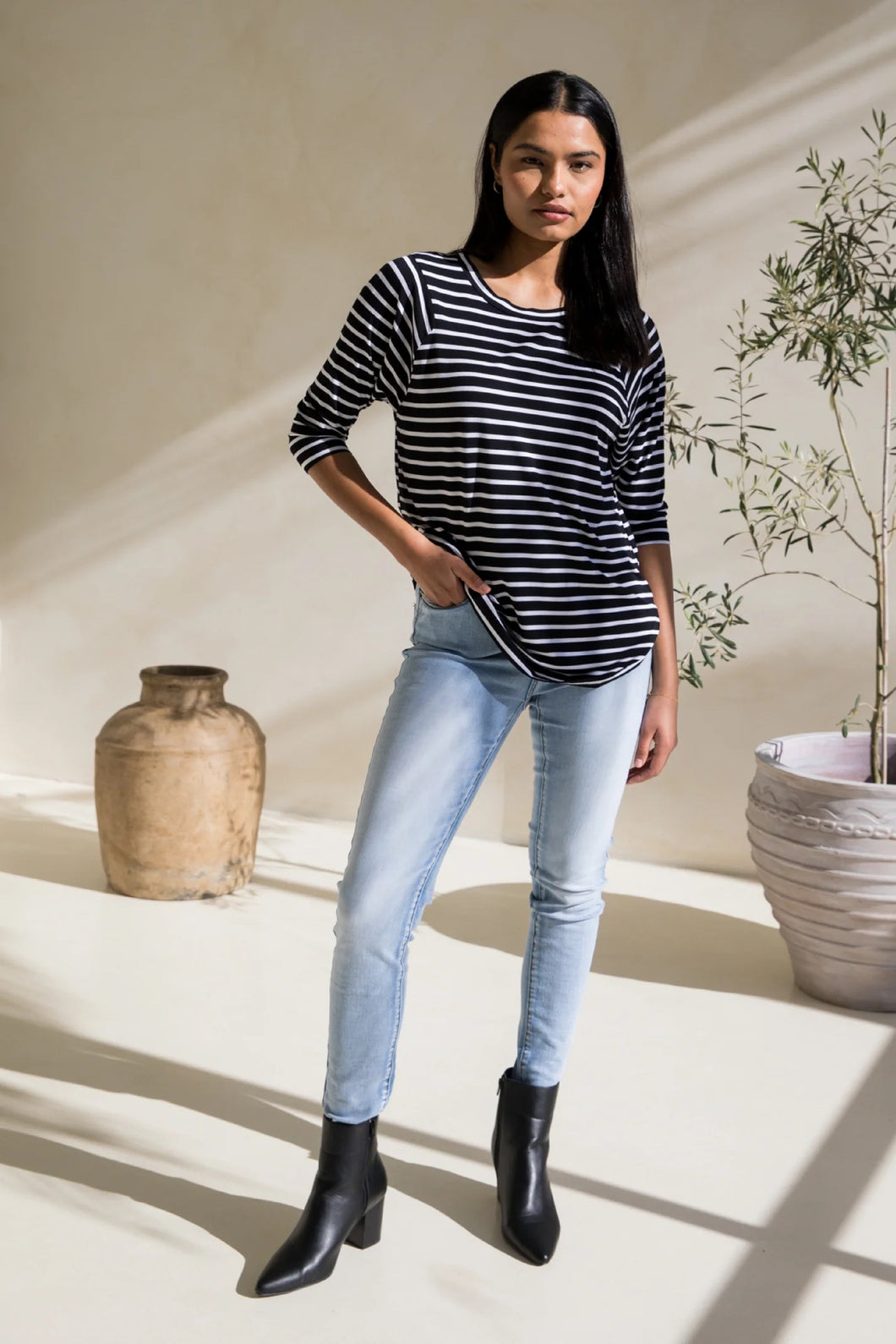 Long Sleeve Hi Low Kiana Top in Black/White Stripe