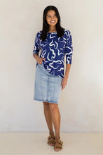 Load image into Gallery viewer, Long Sleeve Hi Low Kiana Top in Seaport
