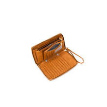 Load image into Gallery viewer, Black Caviar Designs Australia Luggage Tag Tan &amp; Voyager Tan Passport Wallet
