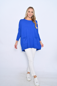 Round neck knit with pockets in Cobalt