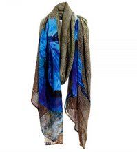 Load image into Gallery viewer, Blue Wren Summer Scarf

