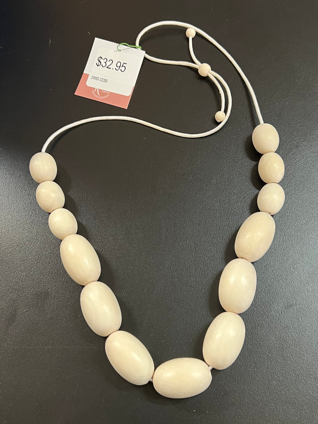 Natural large bead drop necklace